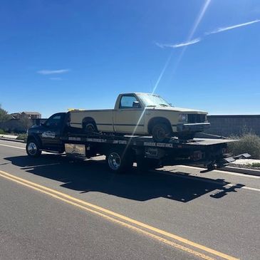 Productive Towing flatbed classic vehicle