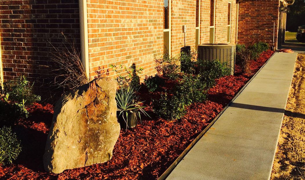 hardscaping and mulch