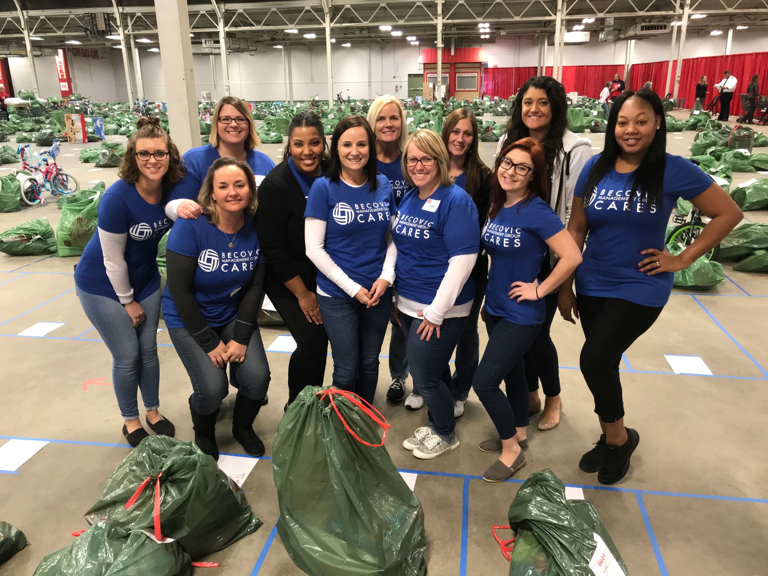 Holiday volunteering with Angel Tree, Becovic Management Group