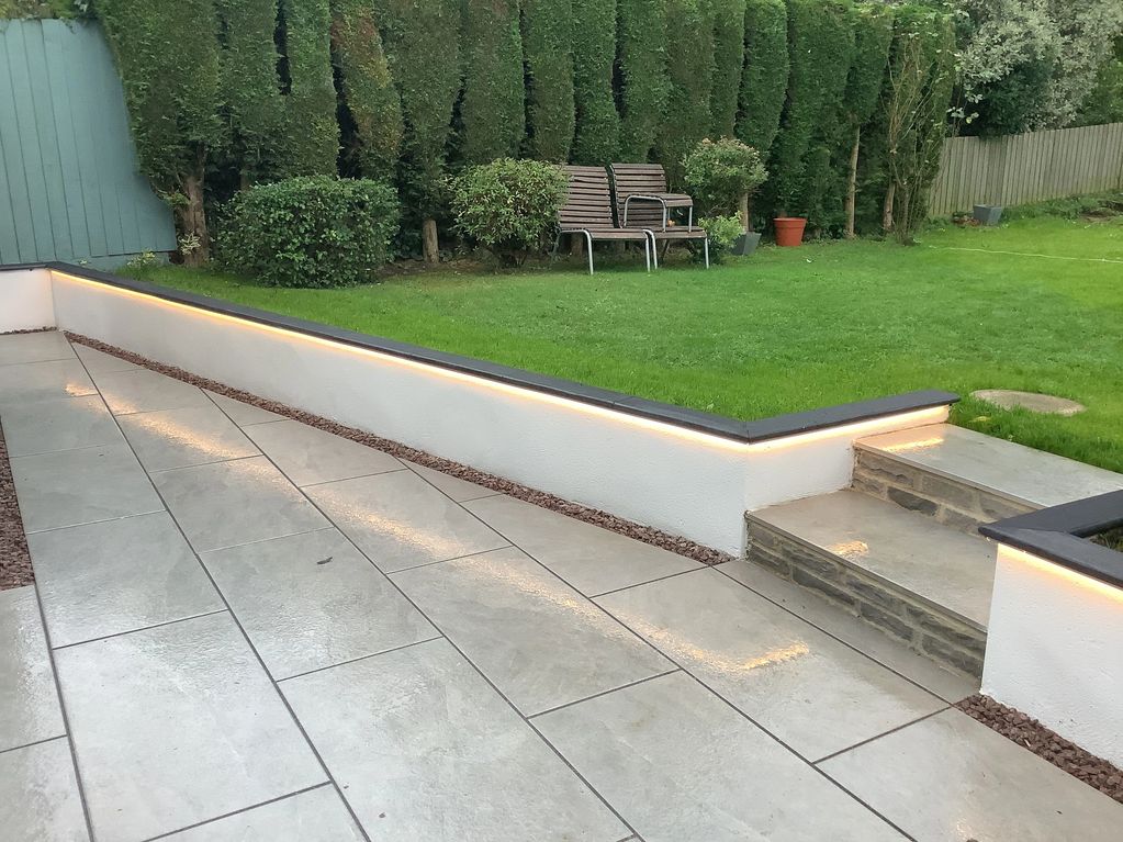 Rendered Retaining Walls 