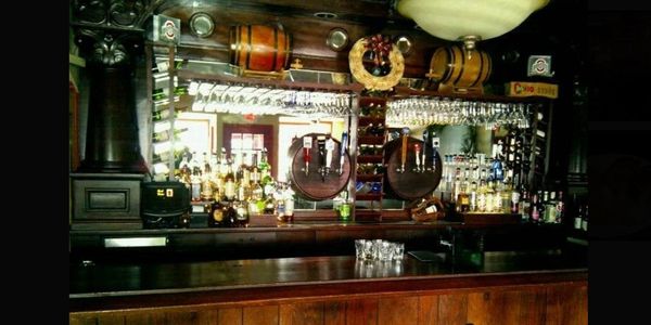 Bar photo 2