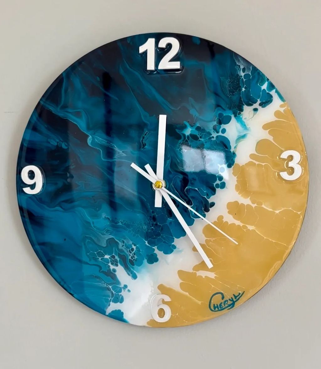 Vinyl record clock
