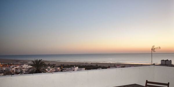 Dachterrasse mit Meerblick (Sonnenuntergang)