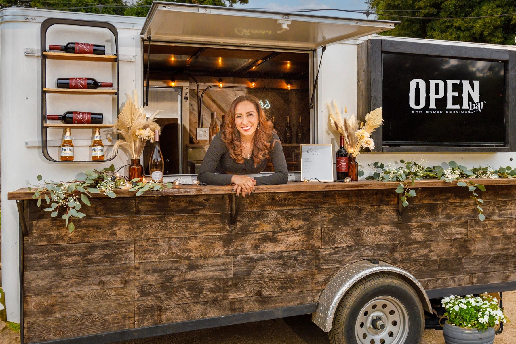 Serve drinks in style with our rustic mobile bar trailer rentals, perfect for Temecula Wine Country celebrations.