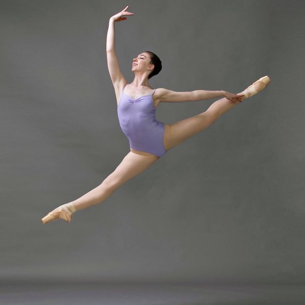 Ms. Ava jump shot