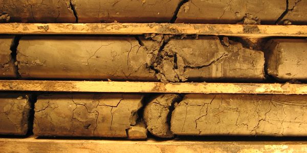 Drill core contact between a fractured aquifer and a mudstone shale aquiclude