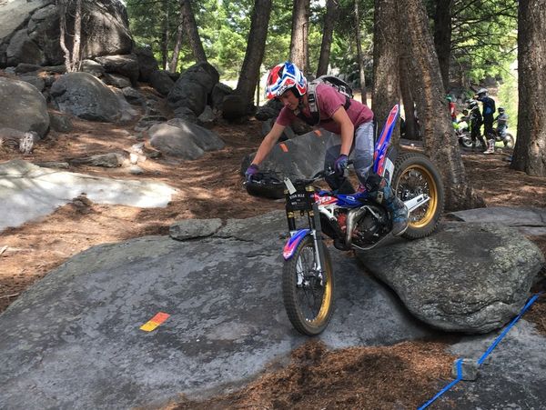 Intermediate Rider navigating the famous Hot Tub Section at the Whiskey Gulch Trial. 