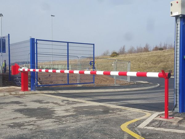 Large barrier for car parks