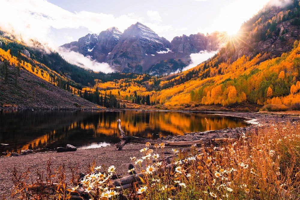 Maroon Bells sunset near Aspen, Colorado Maroon Bells sunset near Aspen, Colorado