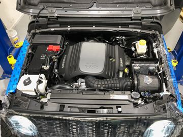 Jeep V8 HEMI Conversions