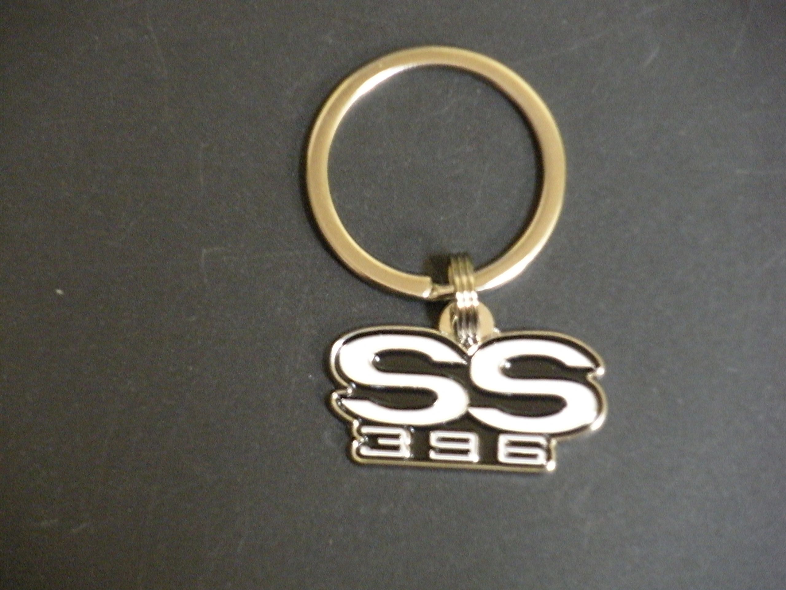 A6 Chevelle SS427 emblem keychain 