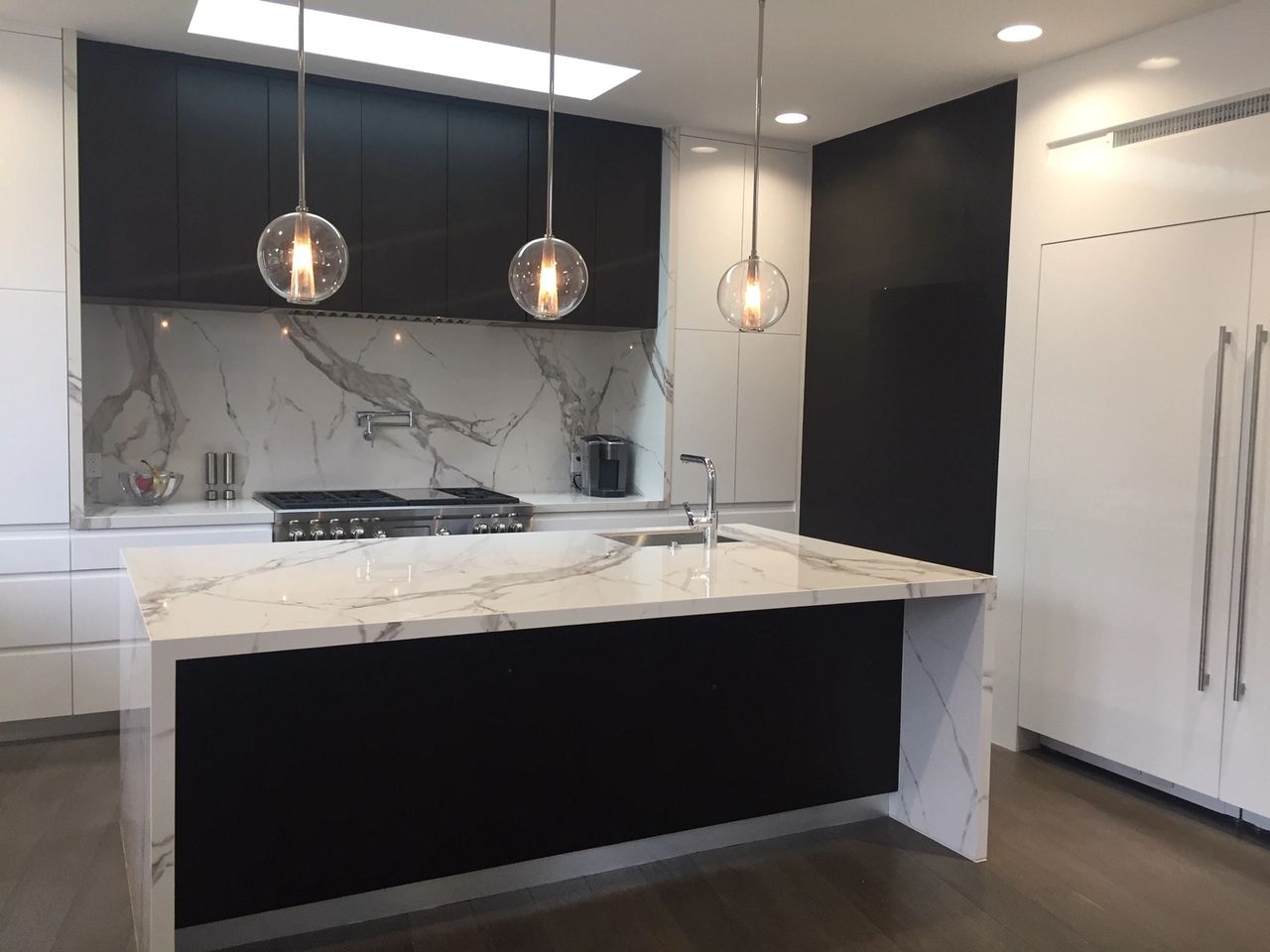 Porcelain Slab Kitchen And Island With Waterfall