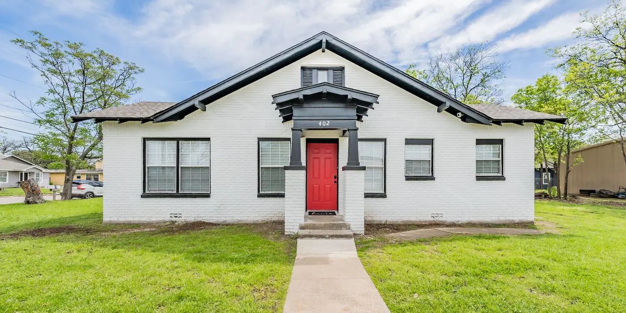Cottage 402 on South Anglin