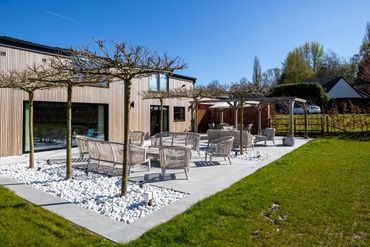 Modern New Build Home with Oak Pergola
