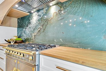 Kitchen - kitchen appliances - backsplash