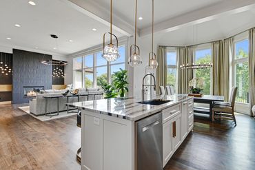 Kitchen island - lighting - cabinets