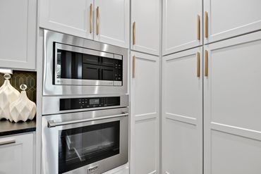 Kitchen - cabinets - kitchen appliances