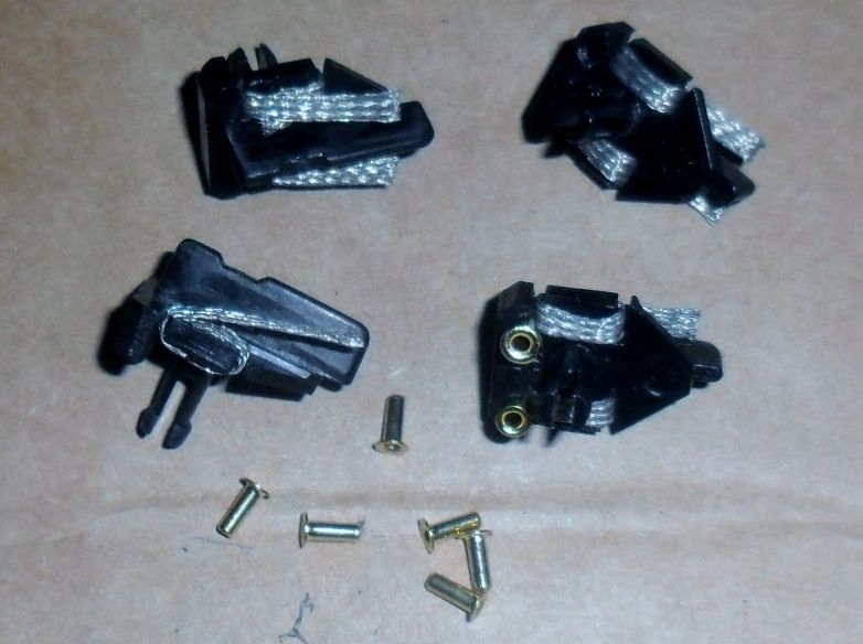 4 Long stem easyfit guide blades with braids and 8 eyelets