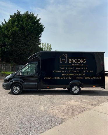 luton box van, graphics, decals, installation, signwriter, hertfordshire, hoddesdon, vinyl graphics