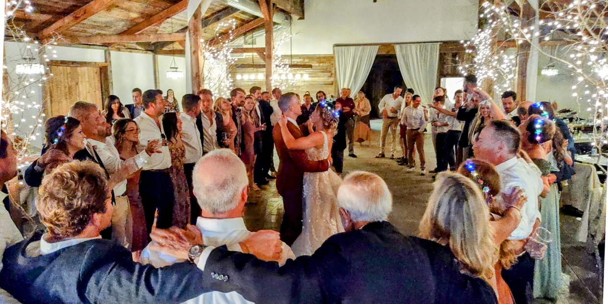 wedding dj moment on the dancefloor