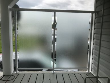Glass privacy panels