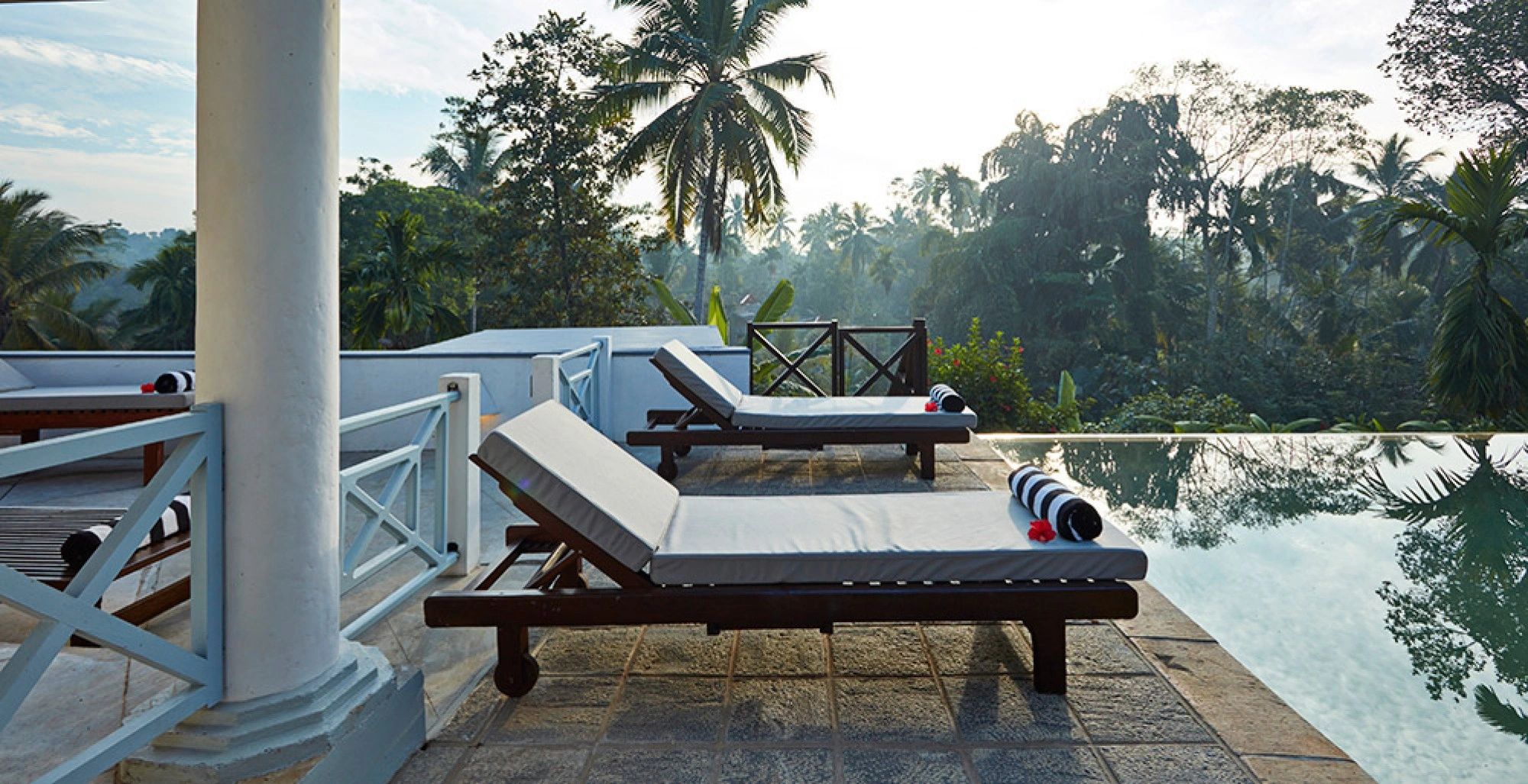 Villa Pooja Kanda
Asia / Sri Lanka / South Coast

This majestic five-bedroom villa stands proudly on
