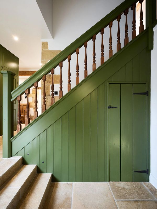 Heritage interior repaint with detailed woodwork finish