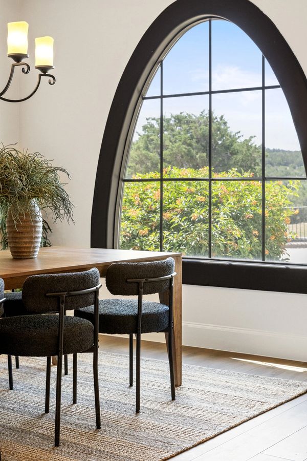 vacant home staging in Austin, Tx Luxury home staging in Austin, Tx Home Stager near me Austin Tx 