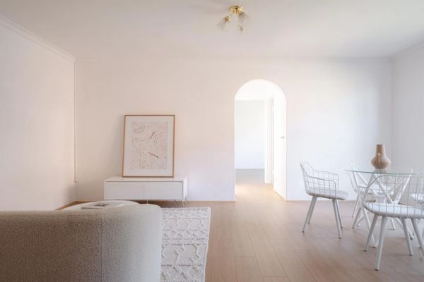laminate flooring in white lounge room