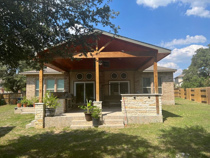 Patio Cover and Outdoor Kitchen in Round Rock, TX