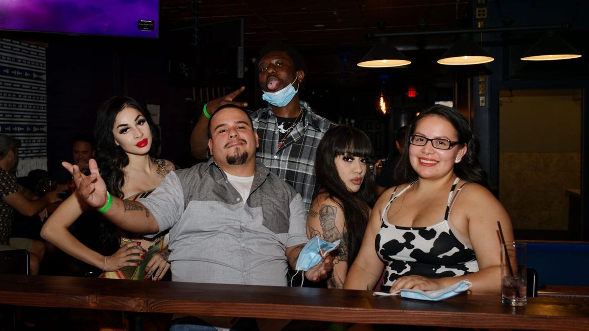 Bar photo 3