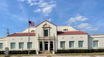 Historic Wauchula City Hall Auditrium
225 E. Main St. Wauchula