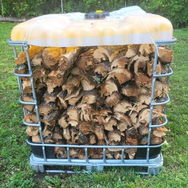 Ricks and cords of hardwood and softwood firewood at Clarksville Firewood 