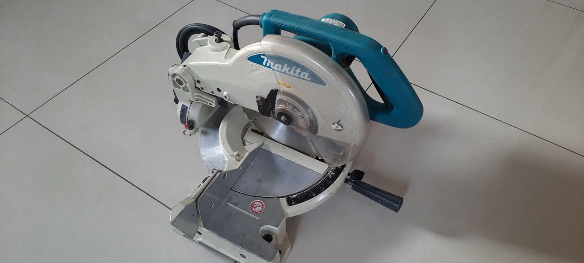 Makita LS1040 Mitre Saw 110v No 20