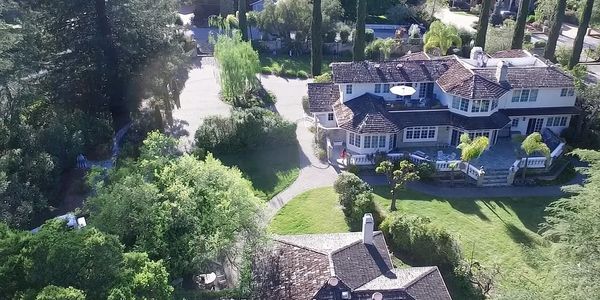 Saratoga Springs Estate – 1.5-acre property in Saratoga, CA with elegant suites, and cottage rentals