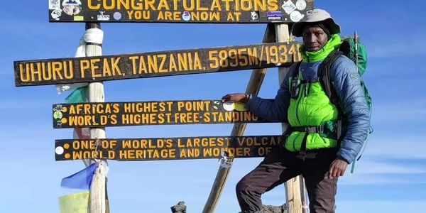 summit kilimanjaro