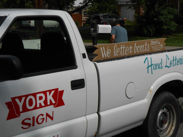 HAND LETTERED SIGNS
PAINT, BRUSHES AND CRAFTSMANSHIP