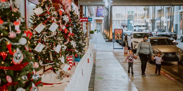 festival of trees the pike outlets