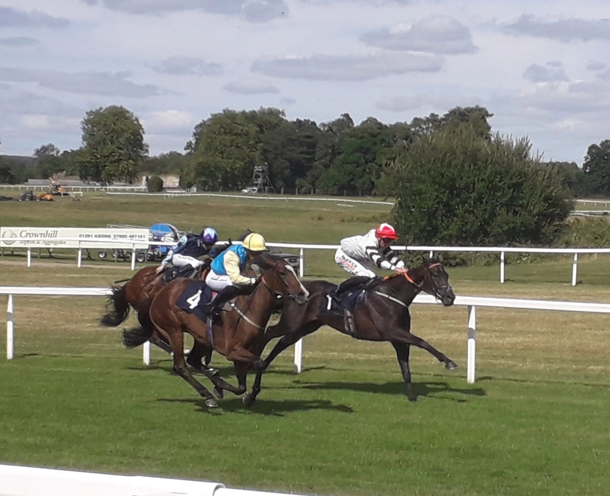 Beryl Burton winning at Chepstow