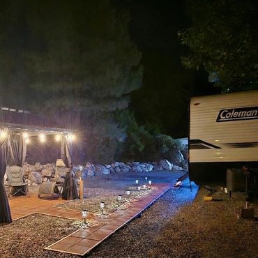 Enjoy a peaceful stay surrounded by Arizona's beautiful high country at Boulders RV Park