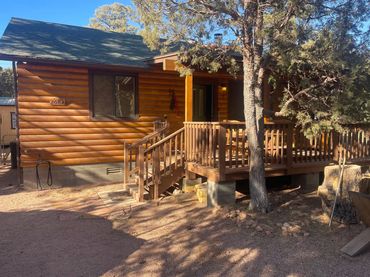 Dream Cabin in Heber, AZ - 4 guests 1 bedroom, 2 beds, 1 bath