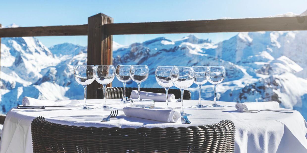 assaggio di vini da sommelier veneti e trentini dolomiti