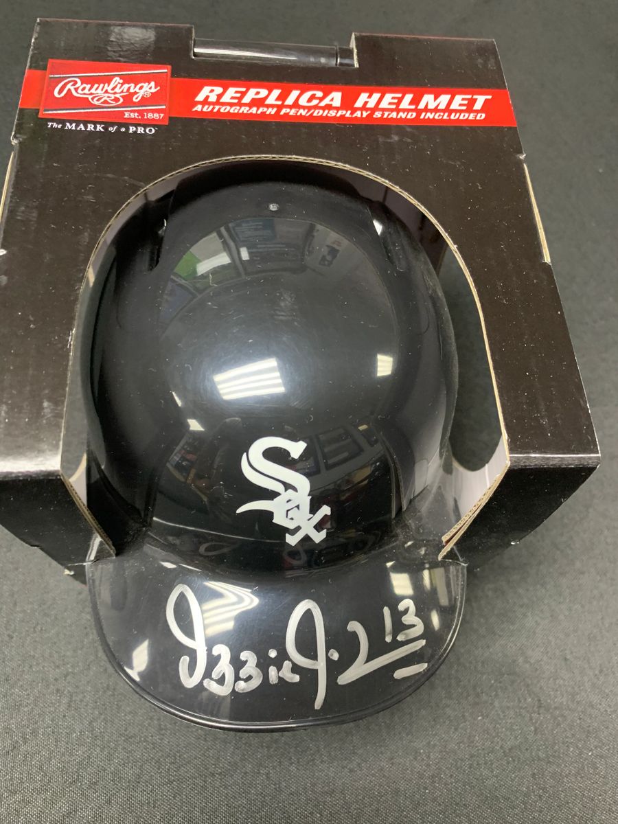 Ozzie Guillen Signed Chicago White Sox Rawlings Mini Batting Helmet