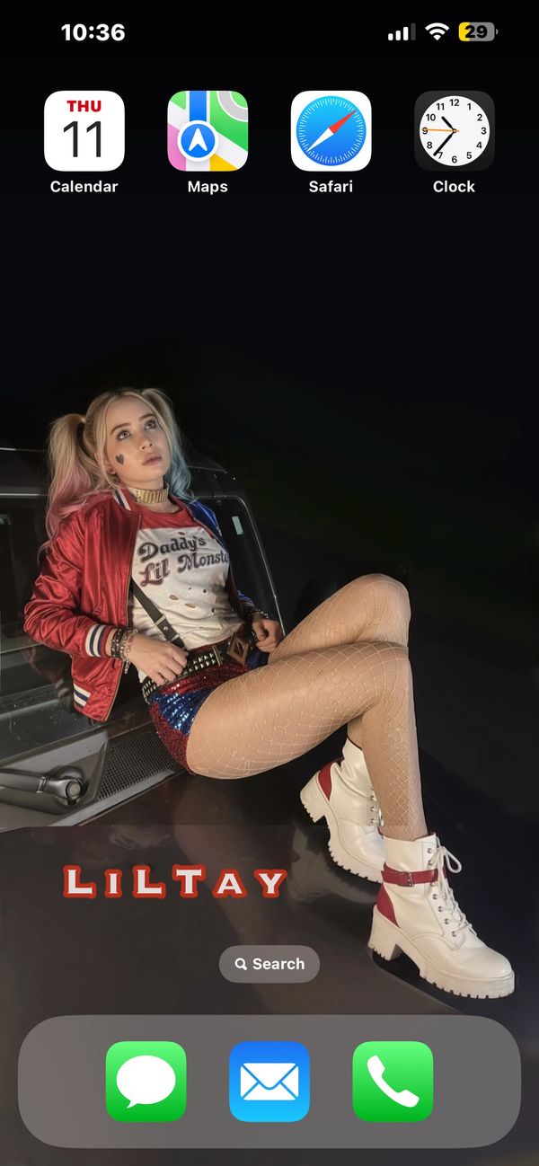 LiLTay on a truck hood dress red white black homepage wallpaper