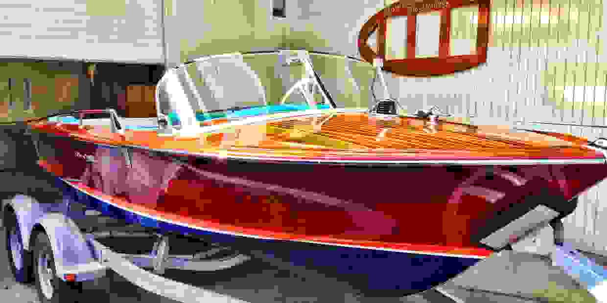 Onshore Yacht Refinishing in Ballard, Washington