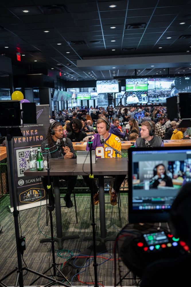 Vikesverified interviews K.J. Osborn Live at Tom's Watch Bar