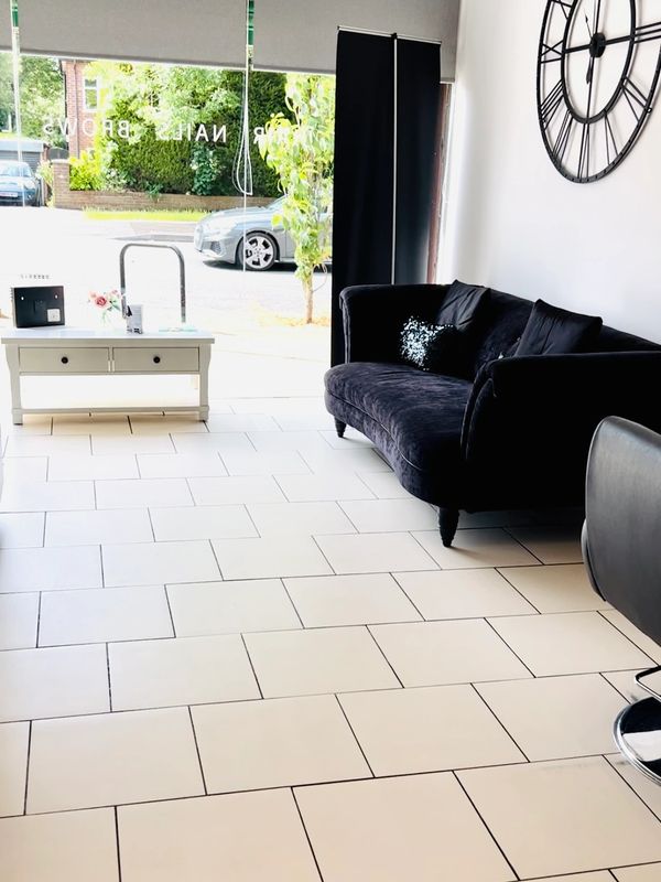 Aesthetic treatments in hazelgrove.