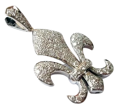 An 18kt White Gold Fleur De Lis Pendant
set with Diamonds