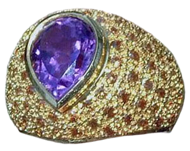 An 18kt Yellow Gold Ring
set with an Amethyst & Orange Sapphires