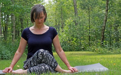 Nathalie Lapierre - Son parcours vers le yoga